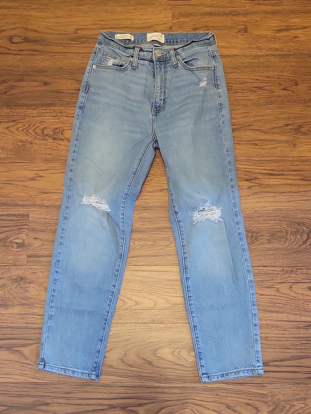 Universal Thread High Rise 90s Slim Light Blue Distressed Women's Jeans